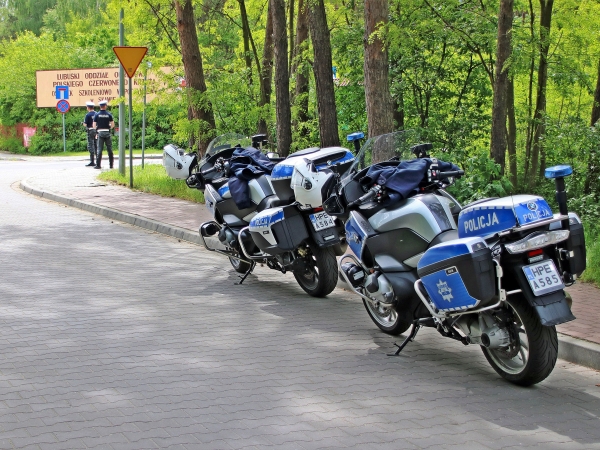Patrole motocyklowe w Sławie